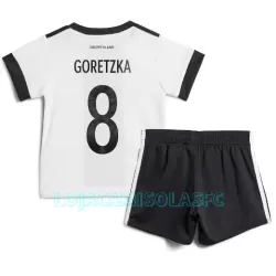 Camisola Alemanha Leon Goretzka 8 Criança Equipamento 1ª Mundial 2022