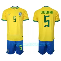 Camisola Brasil Casemiro 5 Criança Equipamento 1ª Mundial 2022