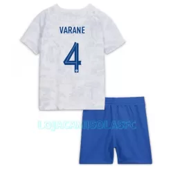 Camisola França Raphael Varane 4 Criança Equipamento 2ª Mundial 2022