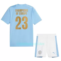 Camisola Manchester City Champions of Europe Criança Equipamento 1ª 2023/24 Camisola Manchester City Champions of Europe Criança Equipamento 1ª 2023/24