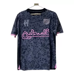 Camisola FC Palestina X Farrah Azam Homem 2025-26 Preta Camisola FC Palestina X Farrah Azam Homem 2025-26 Preta