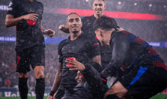 As exibições importantes de Pedri e Rafinha ajudaram o Barcelona a derrotar o Benfica por 5-4 As exibições importantes de Pedri e Rafinha ajudaram o Barcelona a derrotar o Benfica por 5-4