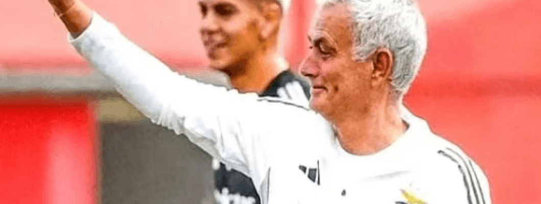 Estreia apaixonada de Mourinho! O Benfica vence por 3-0 fora de portas Estreia apaixonada de Mourinho! O Benfica vence por 3-0 fora de portas
