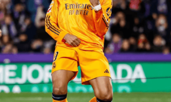 Hat trick de Mbappé leva Real Madrid à liderança da La Liga Hat trick de Mbappé leva Real Madrid à liderança da La Liga