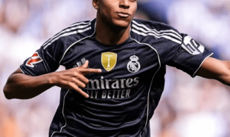 Mbappé brilhou na vitória do Real Madrid, com 10 jogadores, fora de portas Mbappé brilhou na vitória do Real Madrid, com 10 jogadores, fora de portas