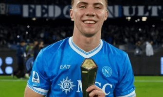 Napoli Forja Legado Invicto em Casa