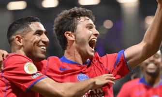 O prodígio João Neves, de 20 anos, brilha na Ligue 1 O prodígio João Neves, de 20 anos, brilha na Ligue 1