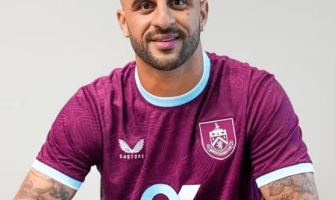 Kyle Walker junta-se ao Burnley e a Scott Parker para voltar a lutar na Premier League Kyle Walker junta-se ao Burnley e a Scott Parker para voltar a lutar na Premier League