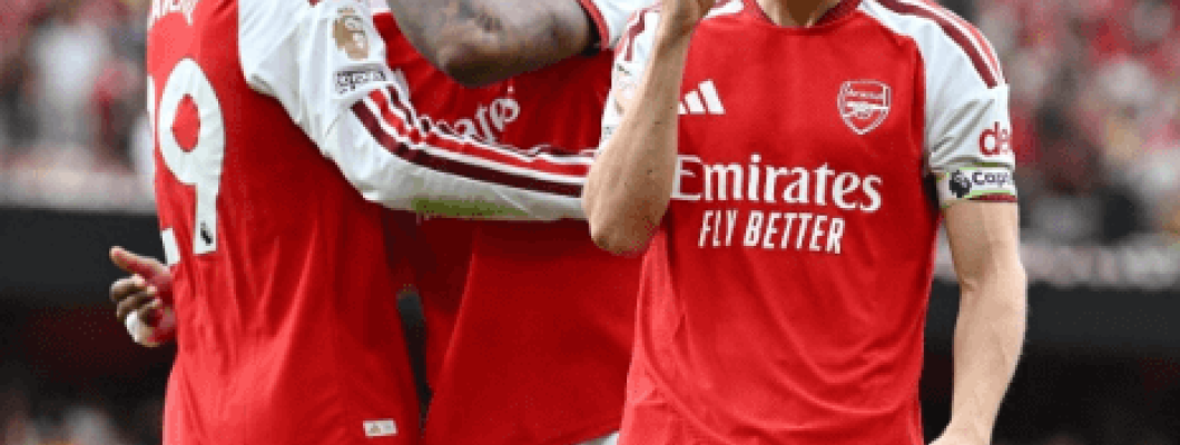 Arsenal vence Chelsea por 2-1 e reacende campanha na defesa do título Arsenal vence Chelsea por 2-1 e reacende campanha na defesa do título